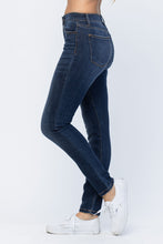 Load image into Gallery viewer, Non distressed hi waisted relaxed JUDY BLUE jeans